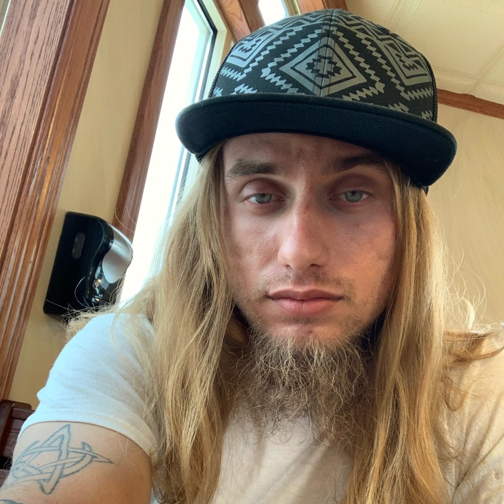 Meet your Posher, Dylan